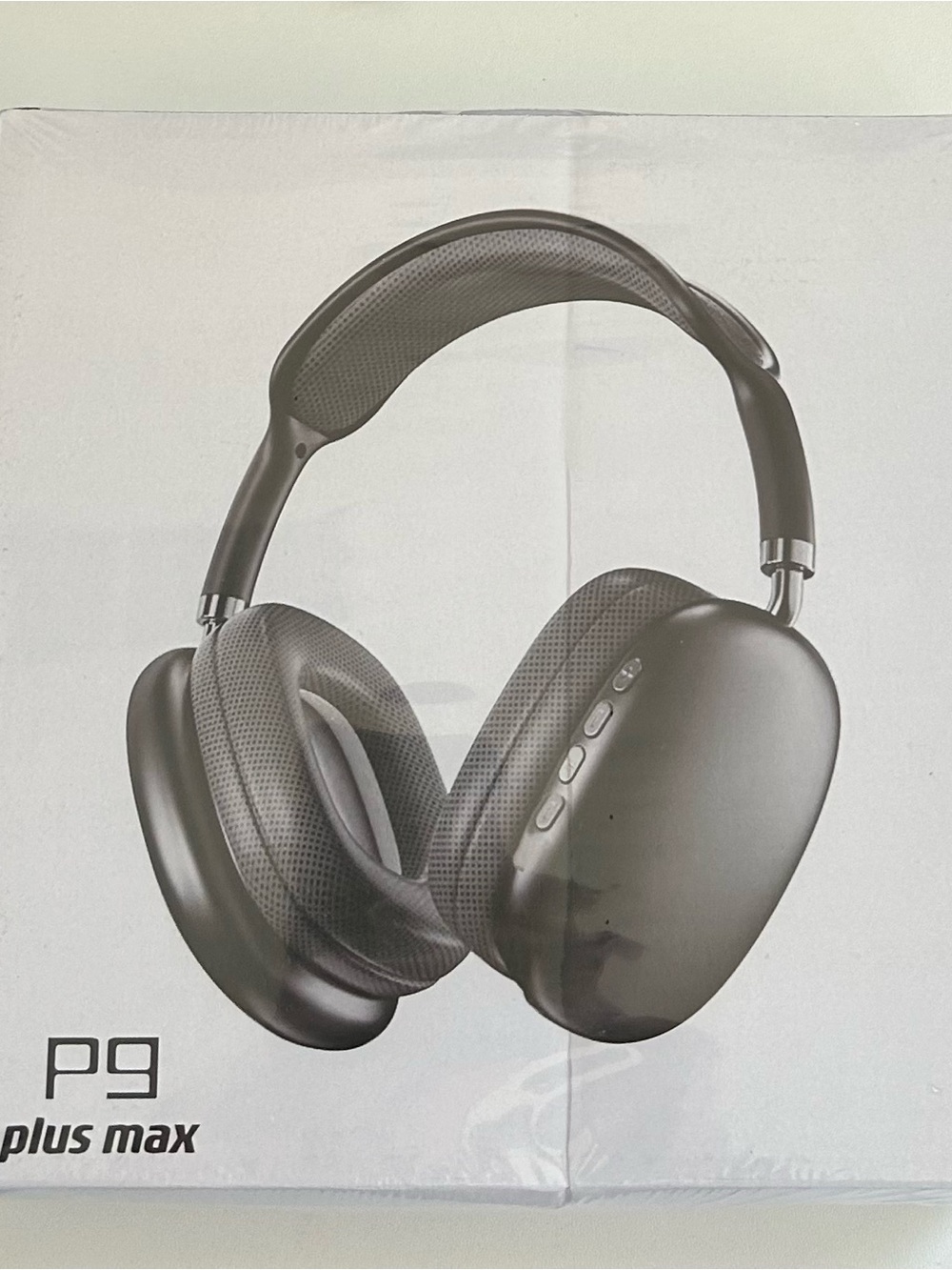 Brand New ~ P9 Plus Max Wireless Headphones - Over the Ear - Black